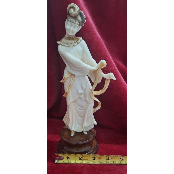 Alabastros Martisa Sl- 11" Alabaster Carved Guanyin Statue- Age Unknown- Spain - Picture 7 of 8